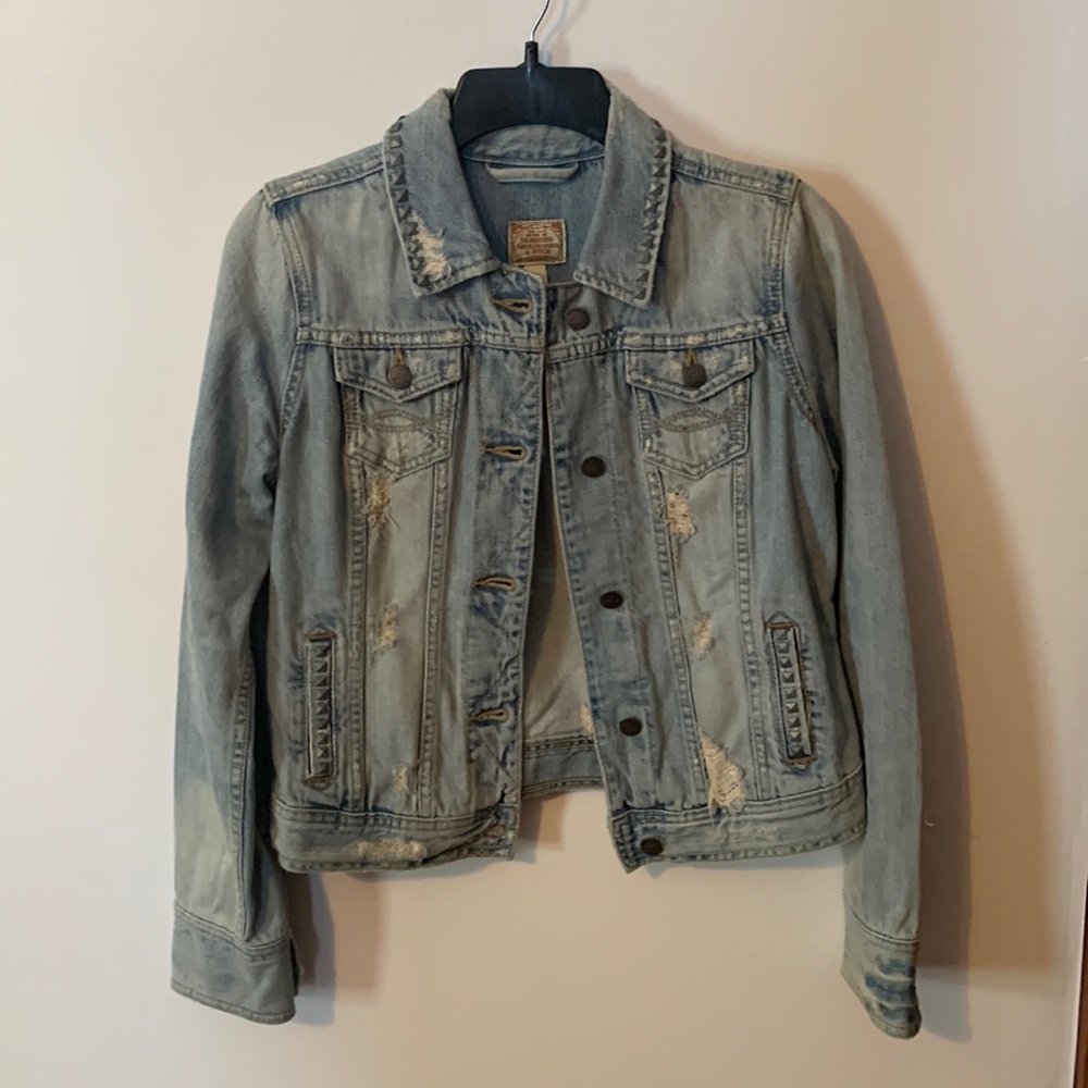 Abercrombie & Fitch Light Denim Jean Jacket